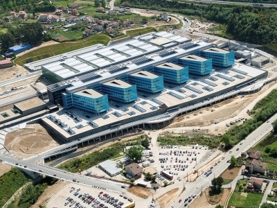 Instalación eléctrica para  cocina y alumbrado exterior del Hospital Álvaro Cunqueiro, en Vigo